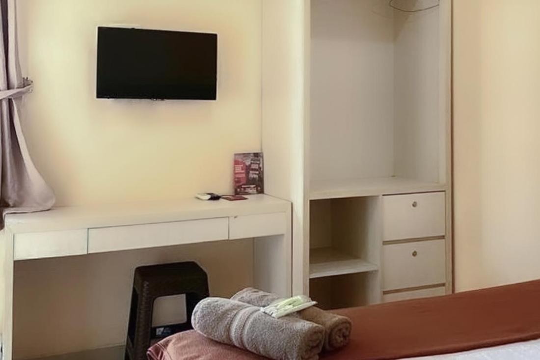 费伯尔家庭旅馆 巨港 外观 照片